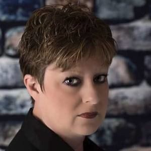 Meet your Posher, Diane